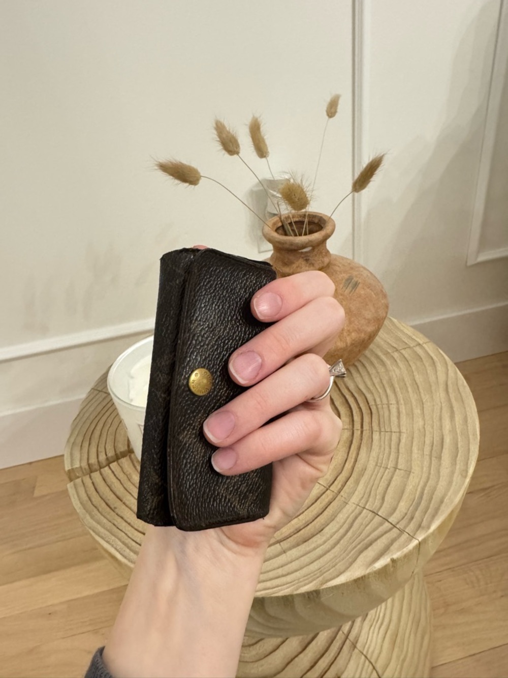 ✅AUTH✅LOUIS VUITTON MONOGRAM Snap Key Holder - Picture 11 of 11